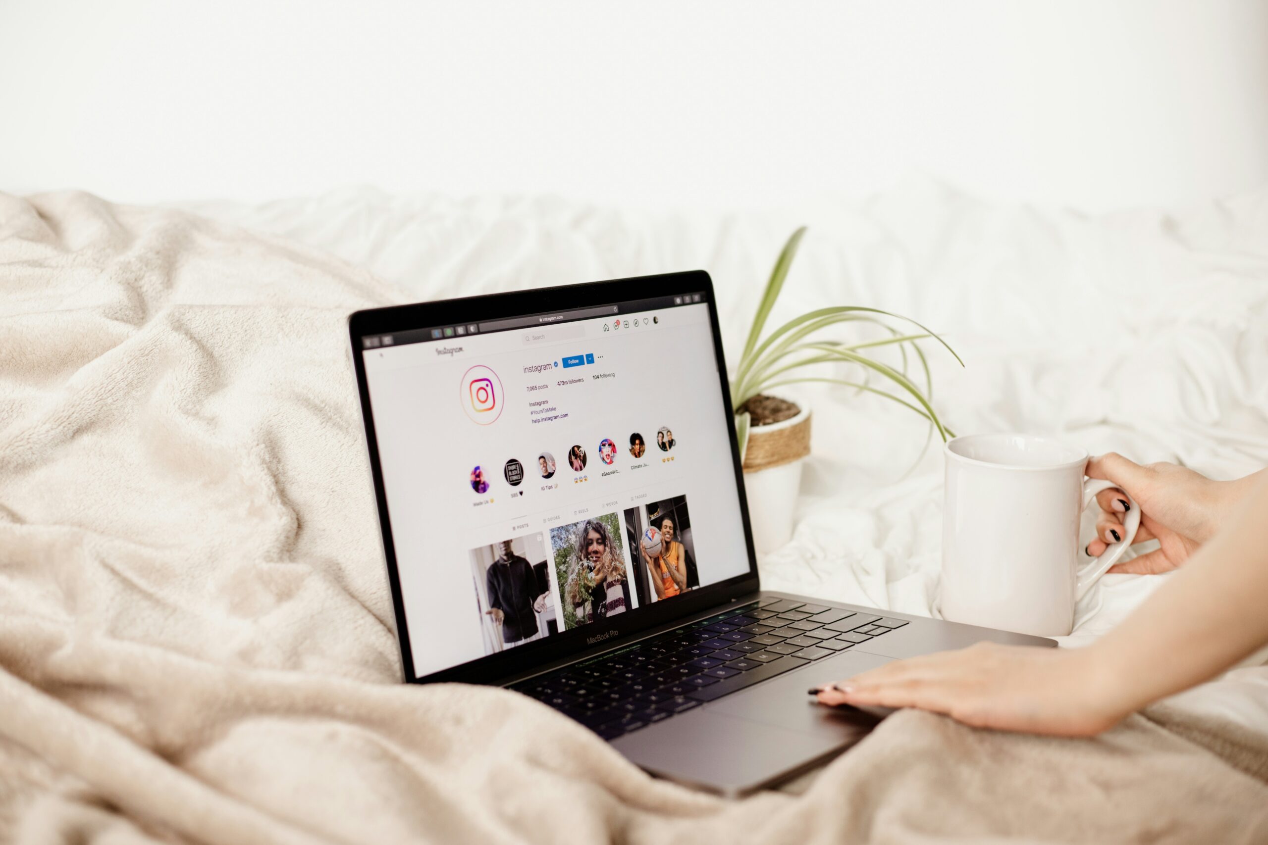 Micro-influenceurs ou célébrités pour votre marque ? - Le marketing d'influence - Agence Fraischeur - Angers